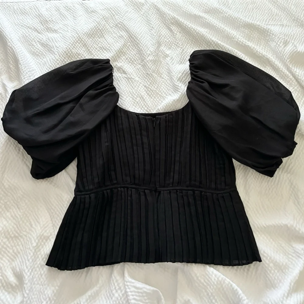 Banana Republic Black Pleated Romantic Puff Sleeve Top